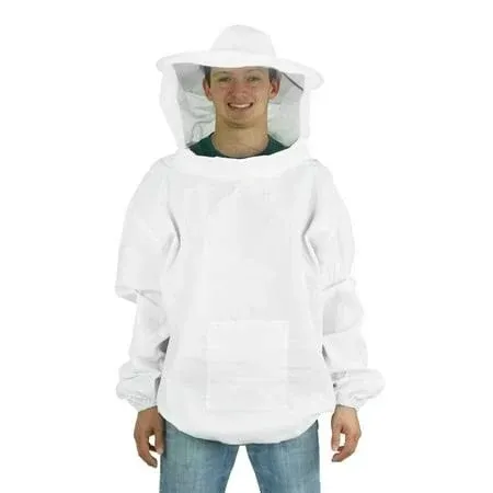 Ventilated beekeeping jacket with attached fencing veil